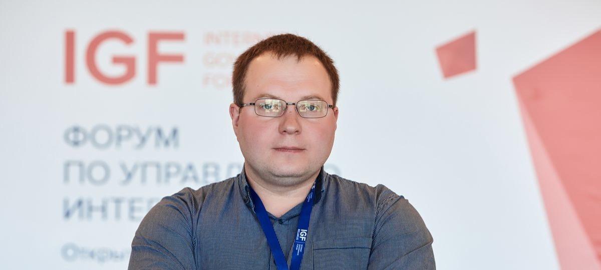 Сергей Повалишев, хостинг, Брестская газета