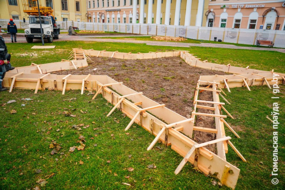 В Гомеле вместо сквера будет памятник Рокоссовскому