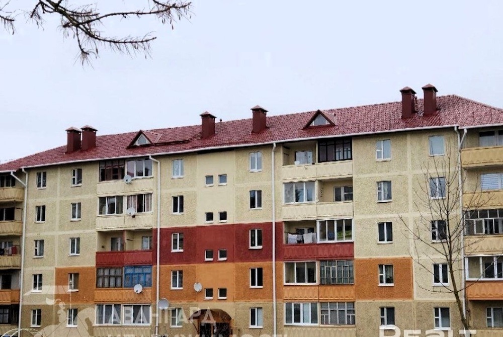 Пятиэтажный дом №12а на улице Парковой в поселке Чисть Молодеченского района